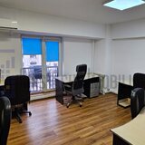 Birouri, 5 cam. dec., 2 grupuri sanitare, complet mobilat si utilat
